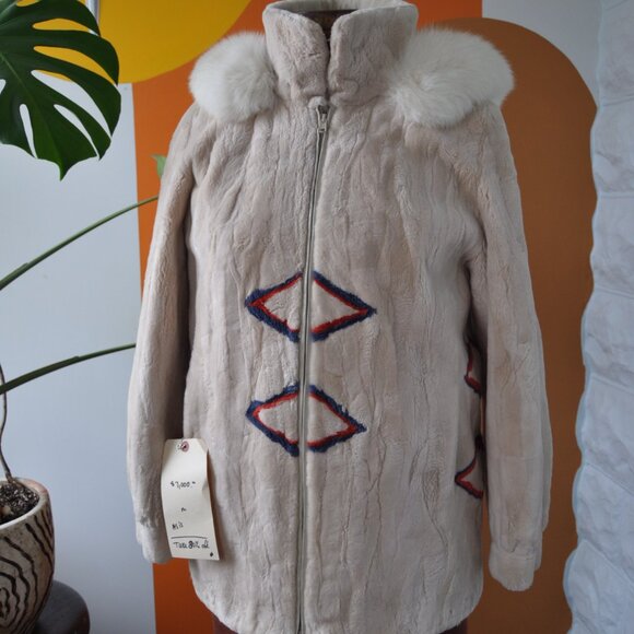 AZTEC REAL MINK COAT - Picture 4 of 13